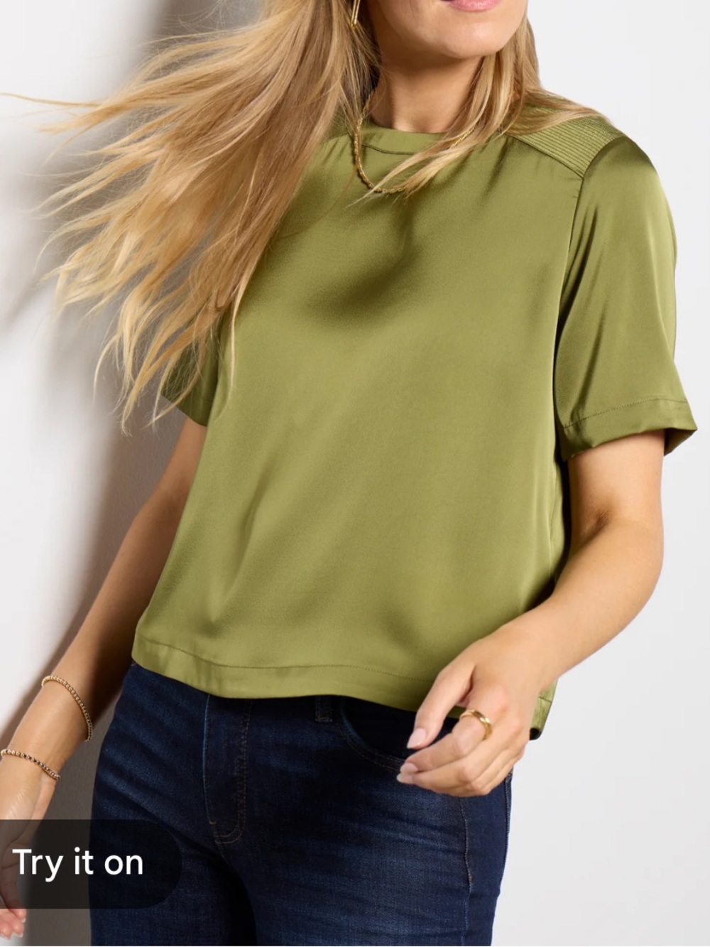 NWT Evereve Rylan satin top